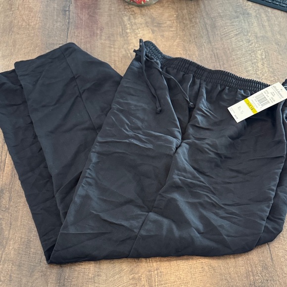 Alfred Dunner Black Women's Trousers - Picture 1 of 3